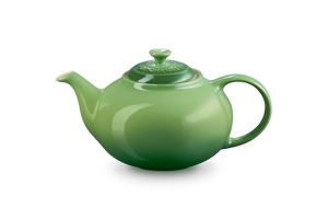 Le Creuset - Stoneware Classic Teapot Bamboo 1.3L