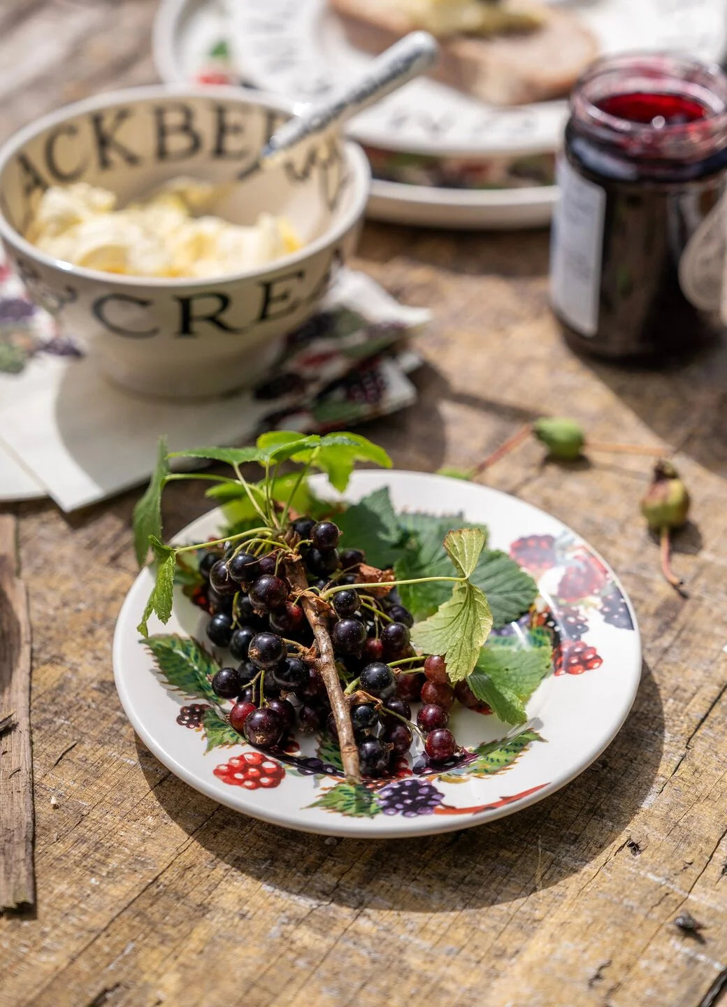 Emma Bridgewater Blackberry 6 1/2 Inch Plate