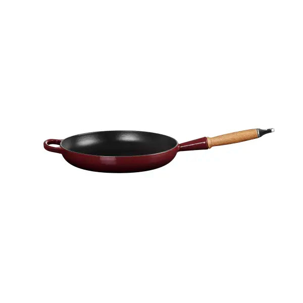 Le Creuset Signature Cast Iron 28cm Frying Pan Garnet