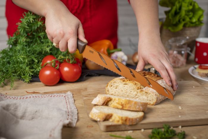 Kuhn Rikon Colori® Bread & Baguette Knife