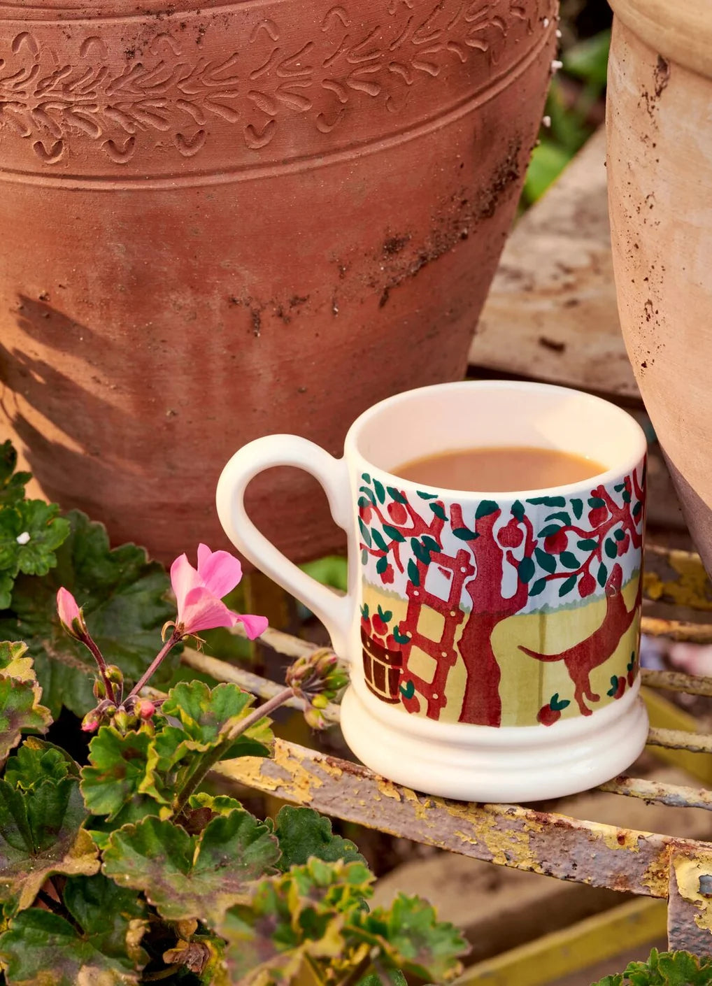 Emma Bridgewater New Country Icons Apple Orchard 1/2 Pint Mug
