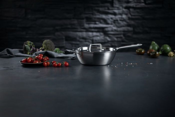 Kuhn Rikon Culinary Fiveply Chef's Pan with lid uncoated