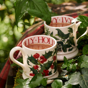 Emma Bridgewater Holly & Ivy Set Of 2 1/2 Pint Mugs Boxed