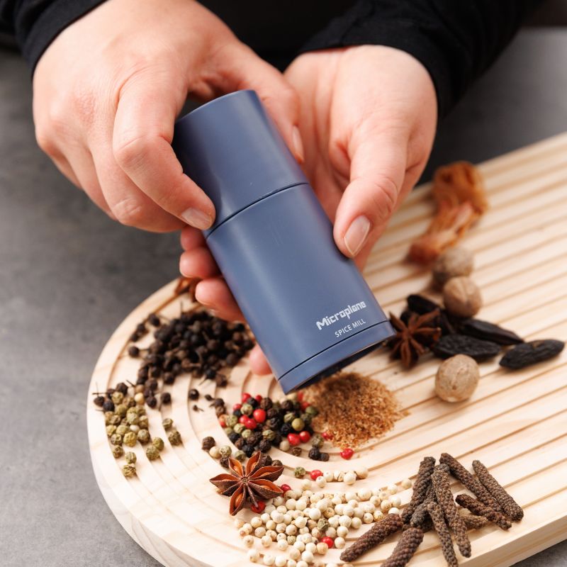 Microplane Nutmeg mill 2in1 - Denim Blue