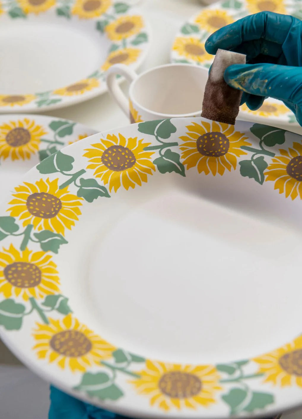 Emma Bridgewater NEW Sunflower 8 1/2 Inch Plate