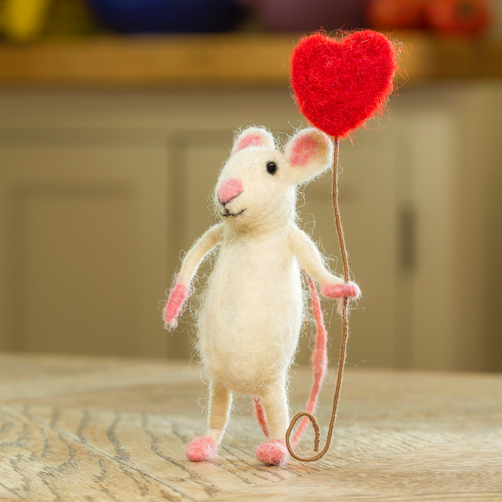 Sew Heart Felt Balloon Heart Mouse
