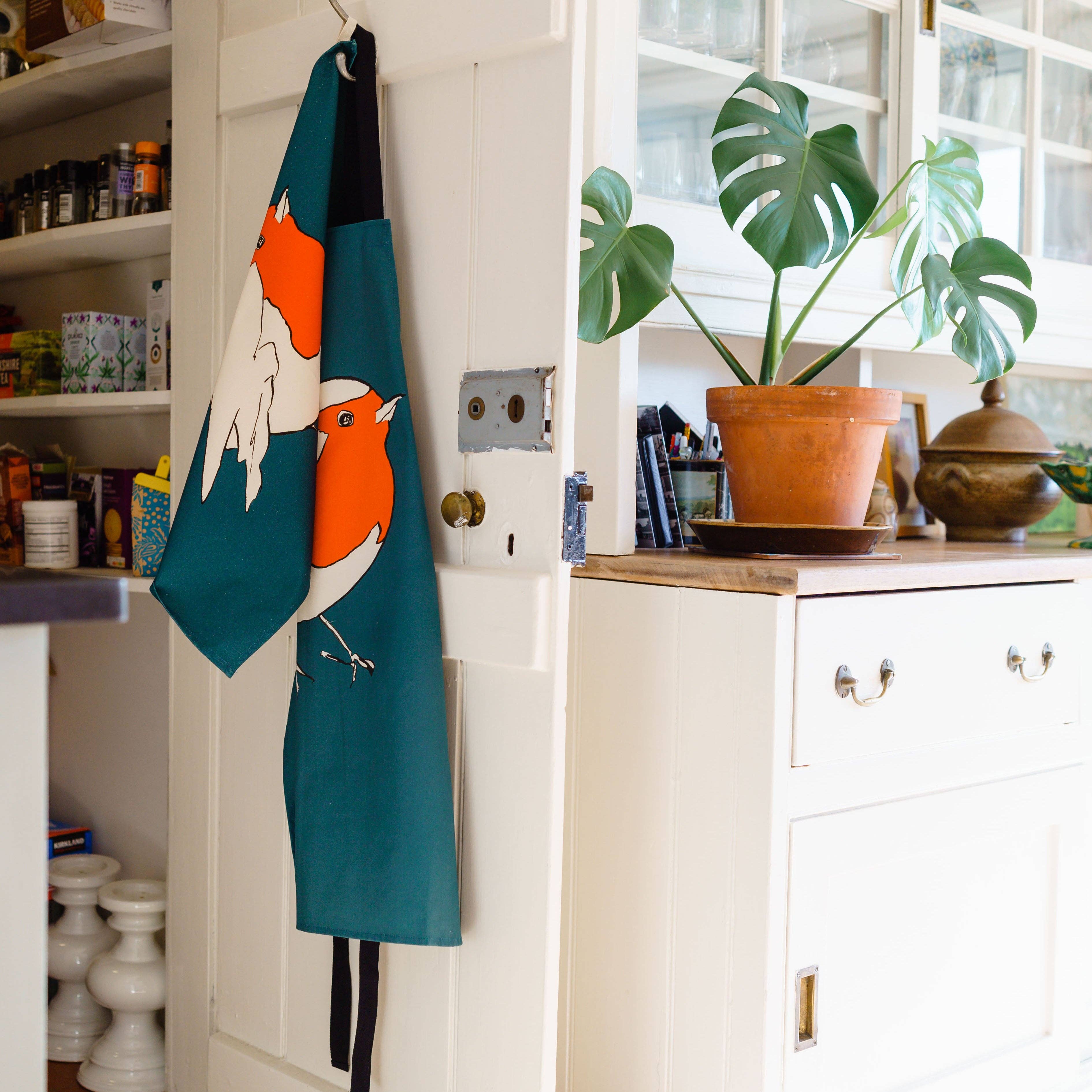 Robin Apron 87cm x 63cm