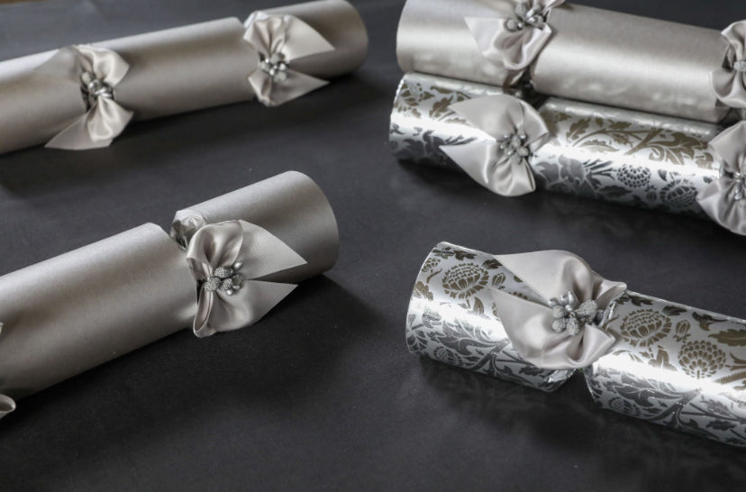 Silver Splendor 13″ Crackers Pack of 6