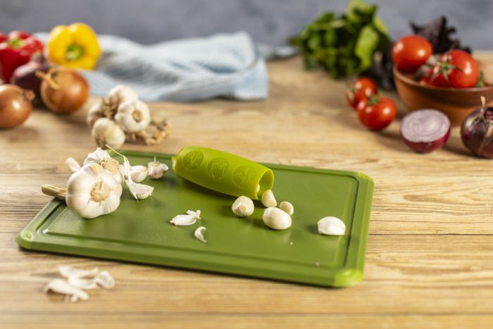 Kuhn Rikon Garlic Peel Green