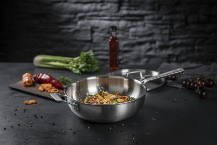 Kuhn Rikon Culinary Five ply Wok With Lid & Helper Handle Uncoated 28cm