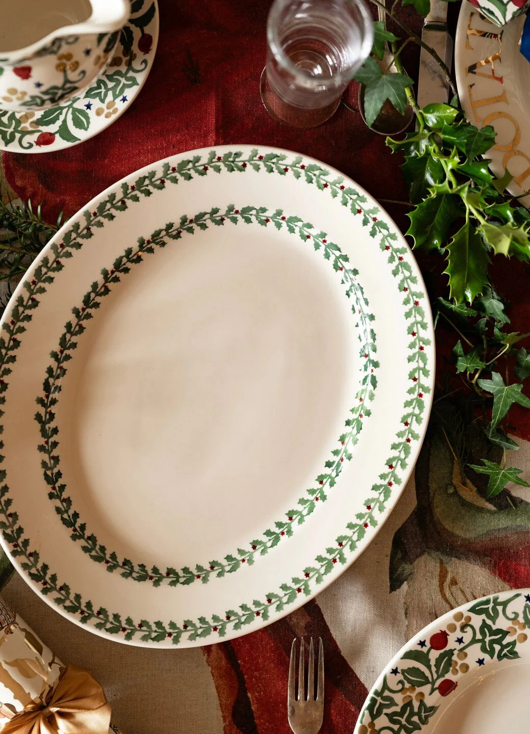 Emma Bridgewater New Tiny Holly Medium Oval Platter