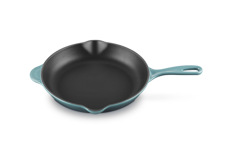 Le Creuset Cast Iron Classic Round Skillet 26cm