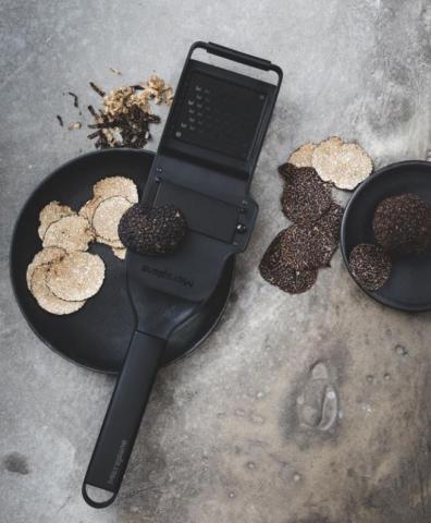 Microplane Black Sheep Truffle Tool 2 in1