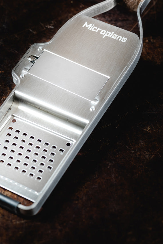 Microplane Master Series Truffle Tool 2in1 Slicer & Grater, (Stainless Steel / Walnut)