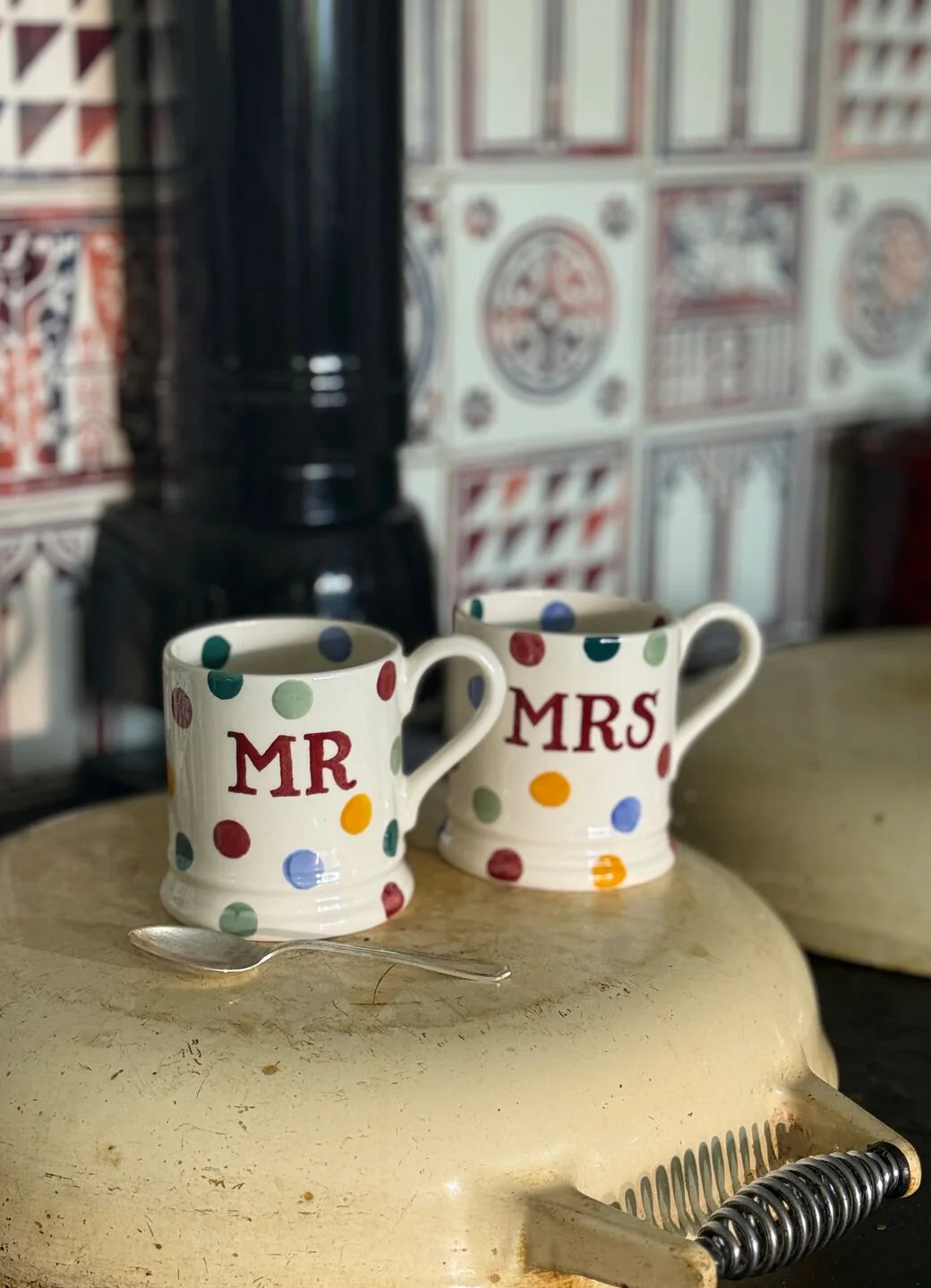 Emma Bridgewater Polka Dot 'Mr & Mrs' Set of 2 1/2 Pint Mugs Boxed