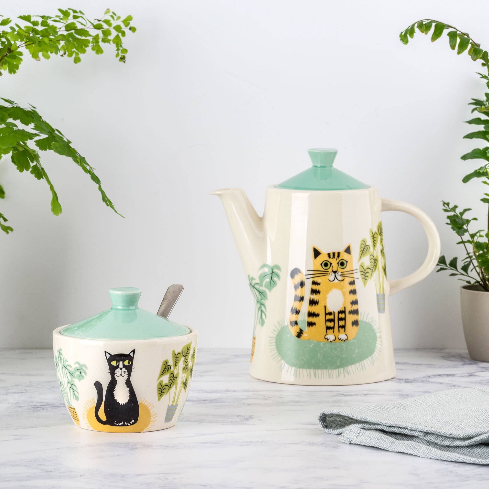 Hannah Turner Handmade Ceramic Cat Sugar Pot with Lid