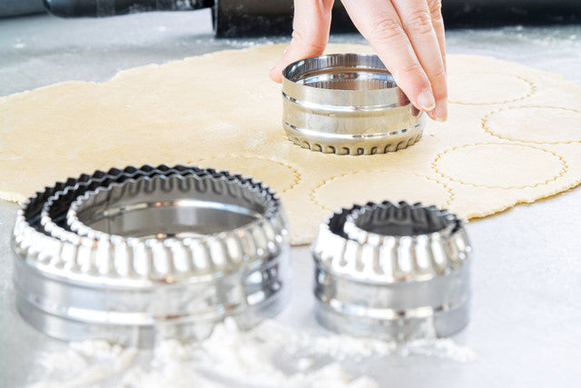 KitchenCraft Set of Six Double Edged Biscuit / Pastry Cutters