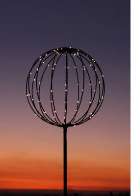 Lightstyle London - Solar Sphere 30cms Black - Dual Power
