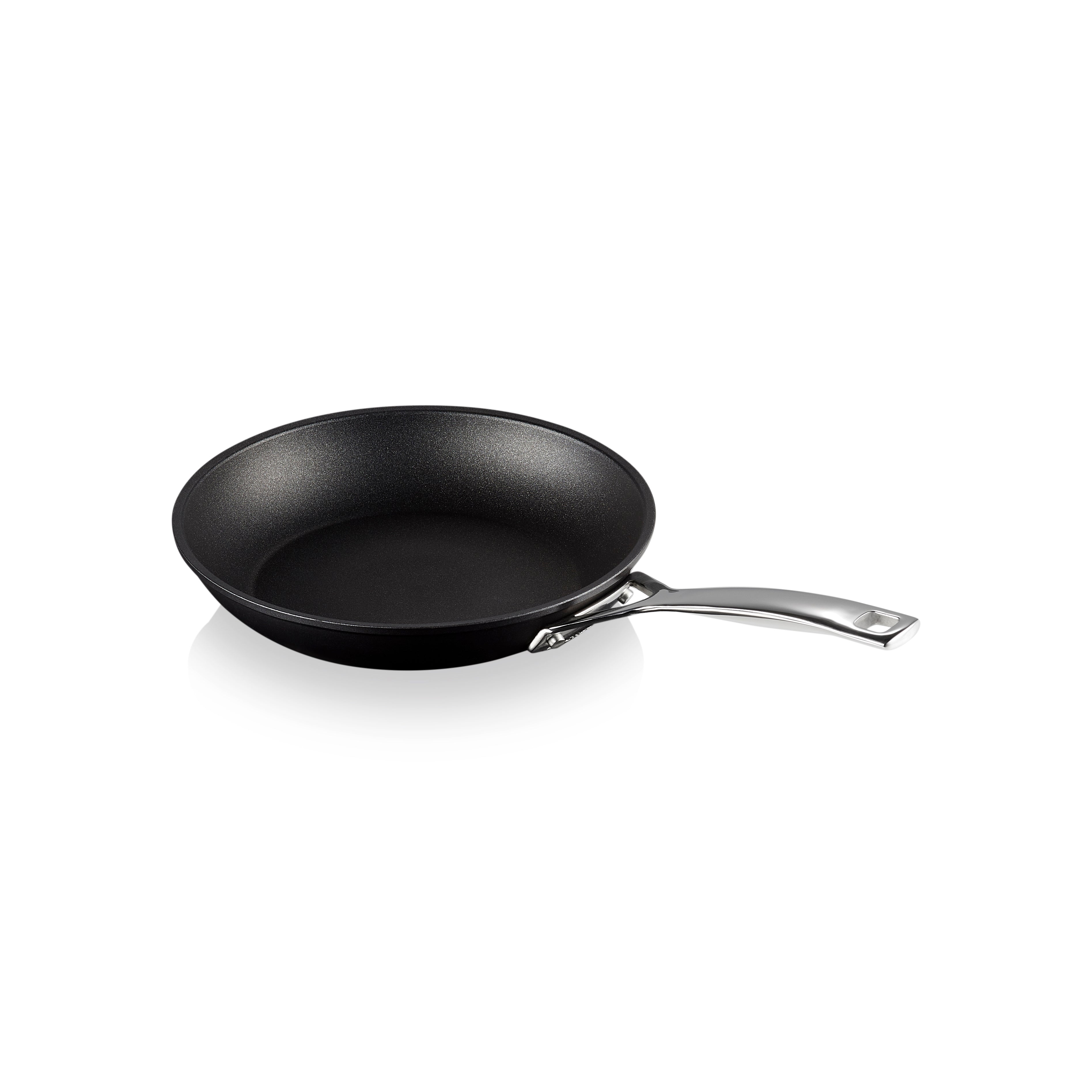 Le Creuset Toughened Non-Stick Shallow Frying Pan (5 sizes available)