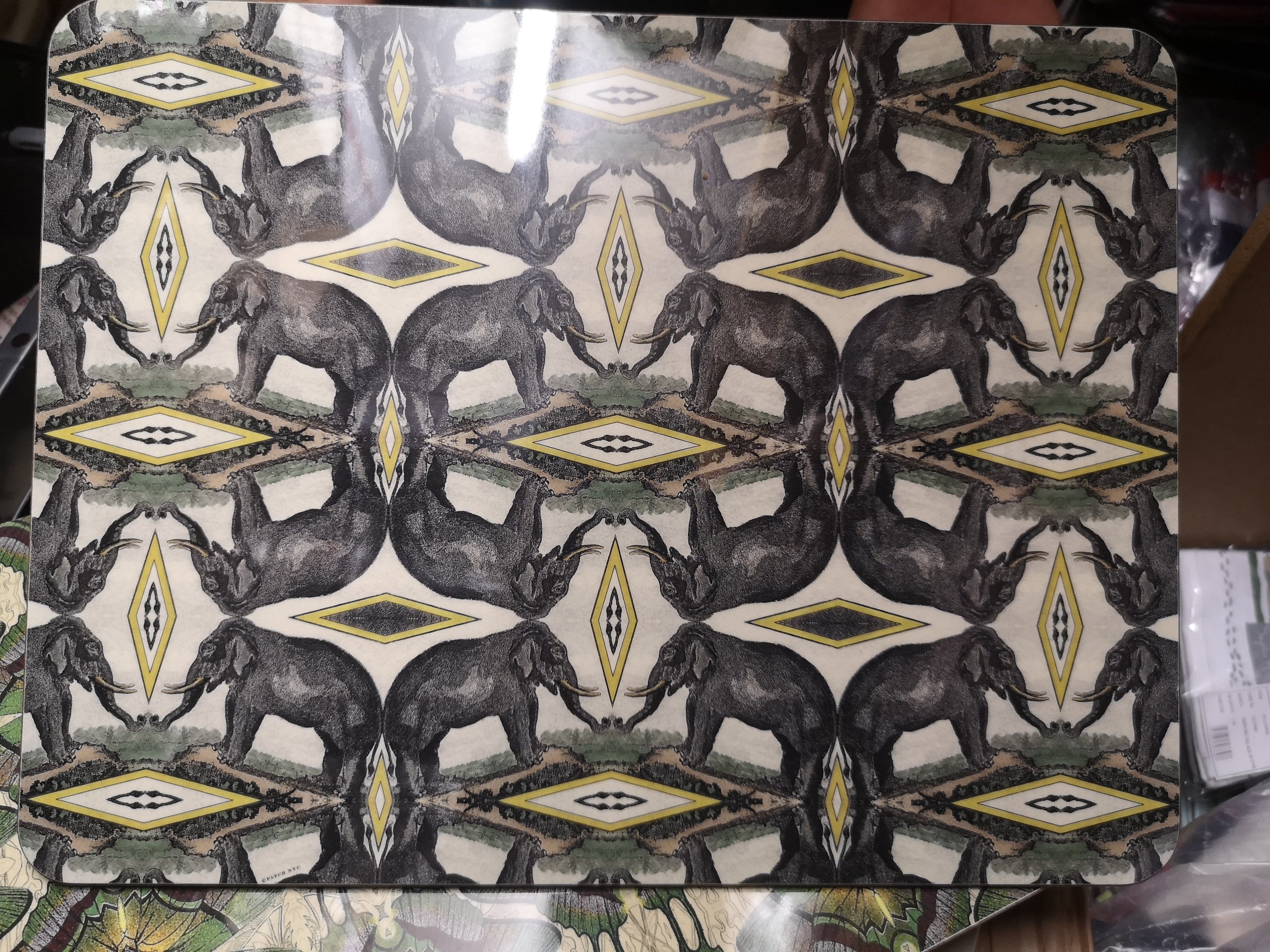 Avenida Wildlife - Elephant Tablemat