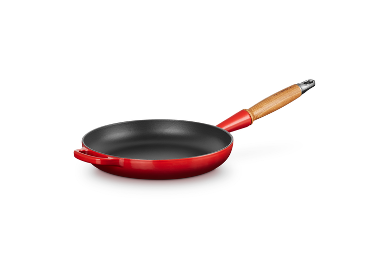 Le Creuset - Cast Iron Frying Pan with Wooden Handle, 28 CM / 2.6L - Cerise