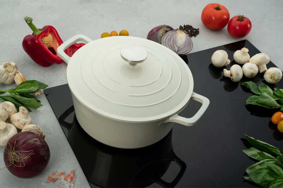Grunwerg - Commichef Cast Aluminium 24cm Round Casserole - Cream