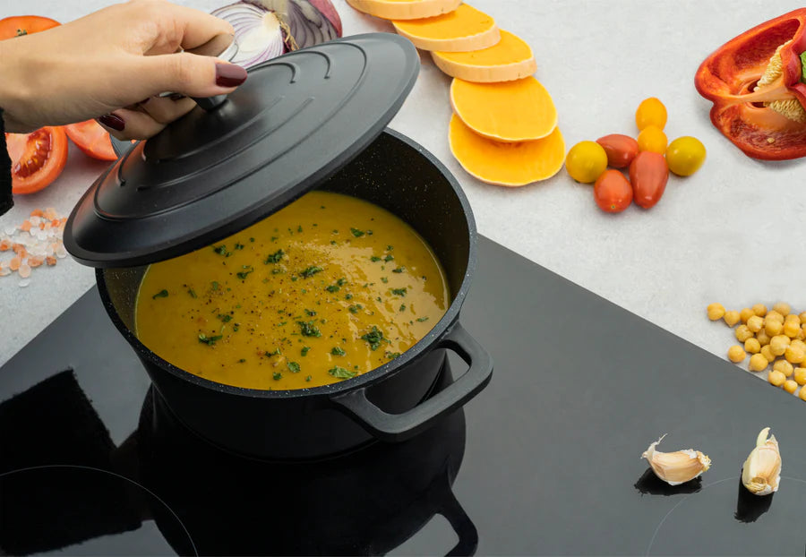 Grunwerg - Commichef Cast Aluminium 28cm Round Casserole - Black