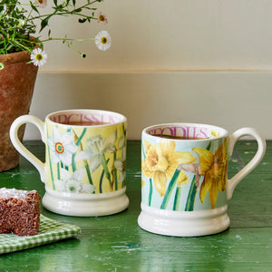 Emma Bridgewater - Daffodils & Narcissus Set Of 2 1/2 Pint Mugs