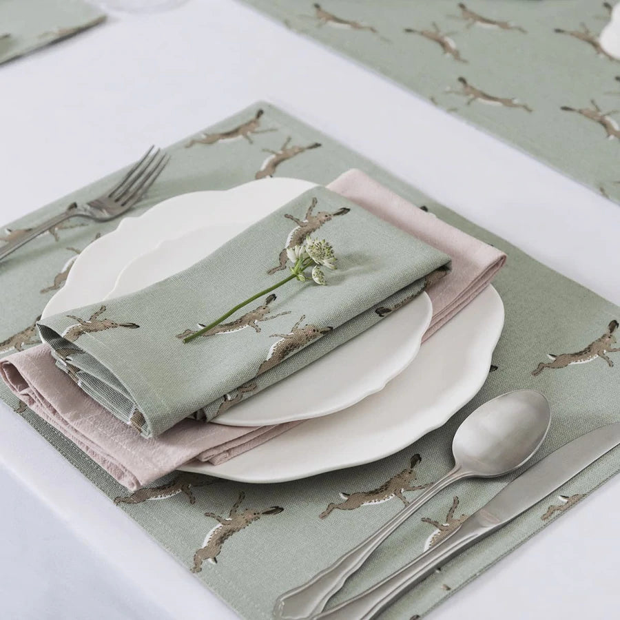 Sophie Allport - Boxing Hares Napkins (Set of 4)