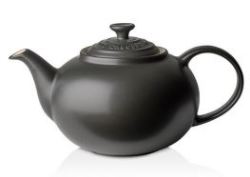 Le Creuset Stoneware Classic Teapot - 1.3L (8 colours available)