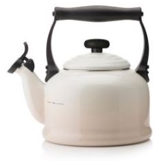 Le Creuset - Traditional Stovetop Whistling Kettle - 2.1L (6 colours available)
