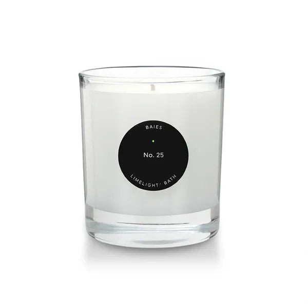 Limelight® - No. 25 Baies (Fruity Floral) 30 cl. Burn time 50 hours.